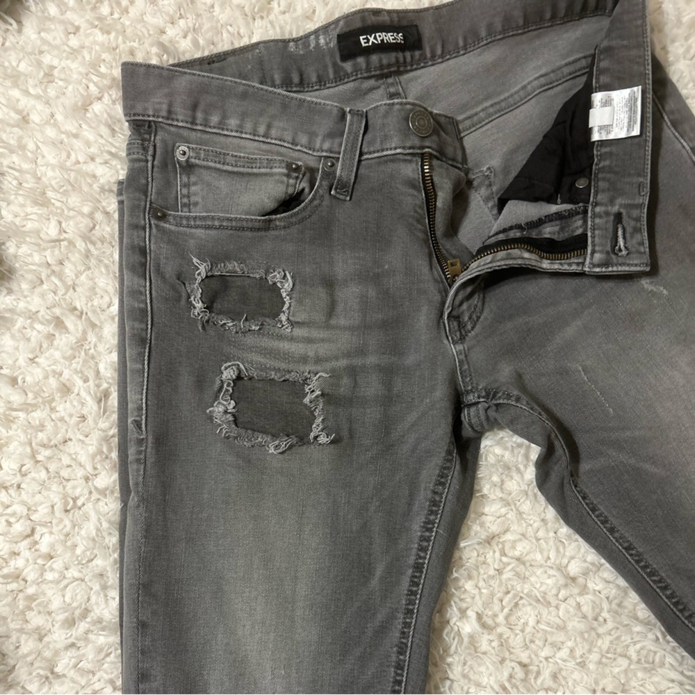 Express Distressed Jeans